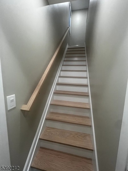 Building Photo - 208 Inslee Pl