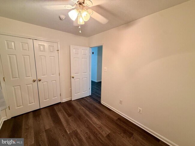 Building Photo - 22665 Van Wert Ln