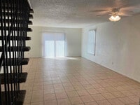 Building Photo - 1347 65th Dr