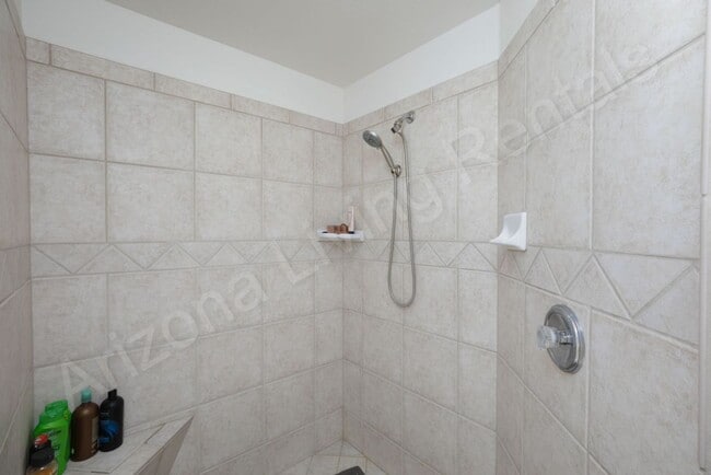 Building Photo - FURNISHED RENTAL