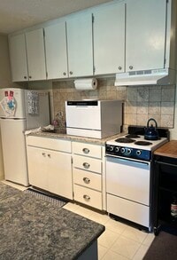 Building Photo - 48988 U.S. 101 S