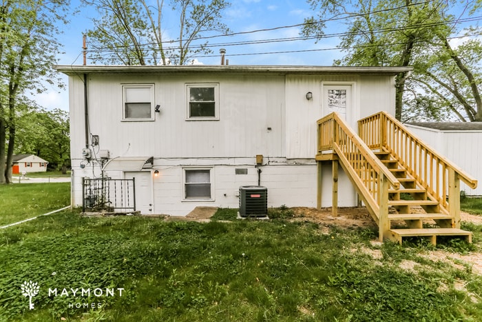 Building Photo - 2637 Sherborne Crescent