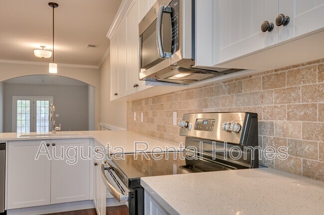 Building Photo - 5352 Nikki Way