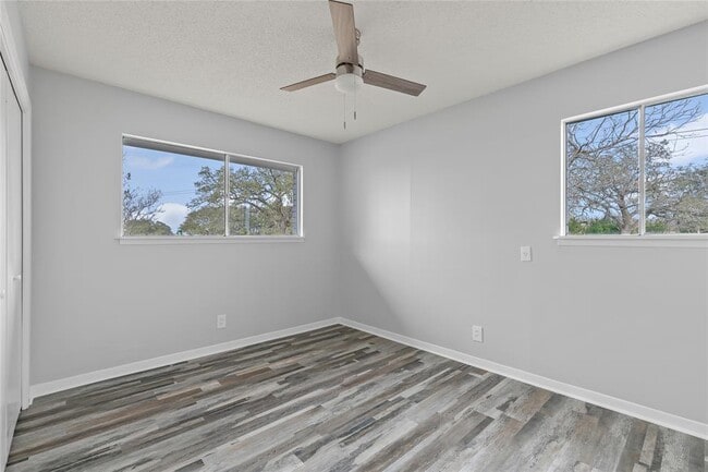 Building Photo - 2736 E State Hwy 29