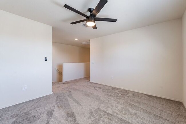 Building Photo - Discover the perfect blend of comfort and ...