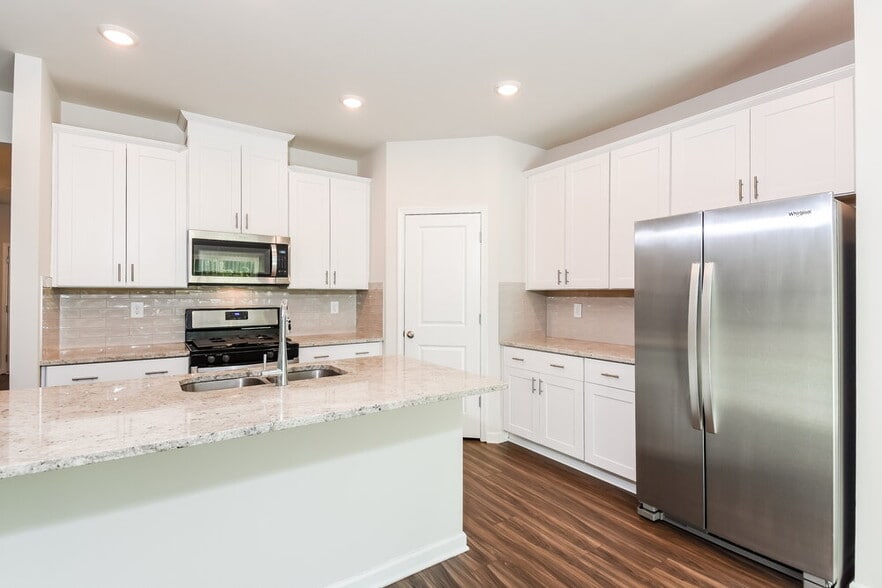 Building Photo - 6075 Hickory Crk Ct