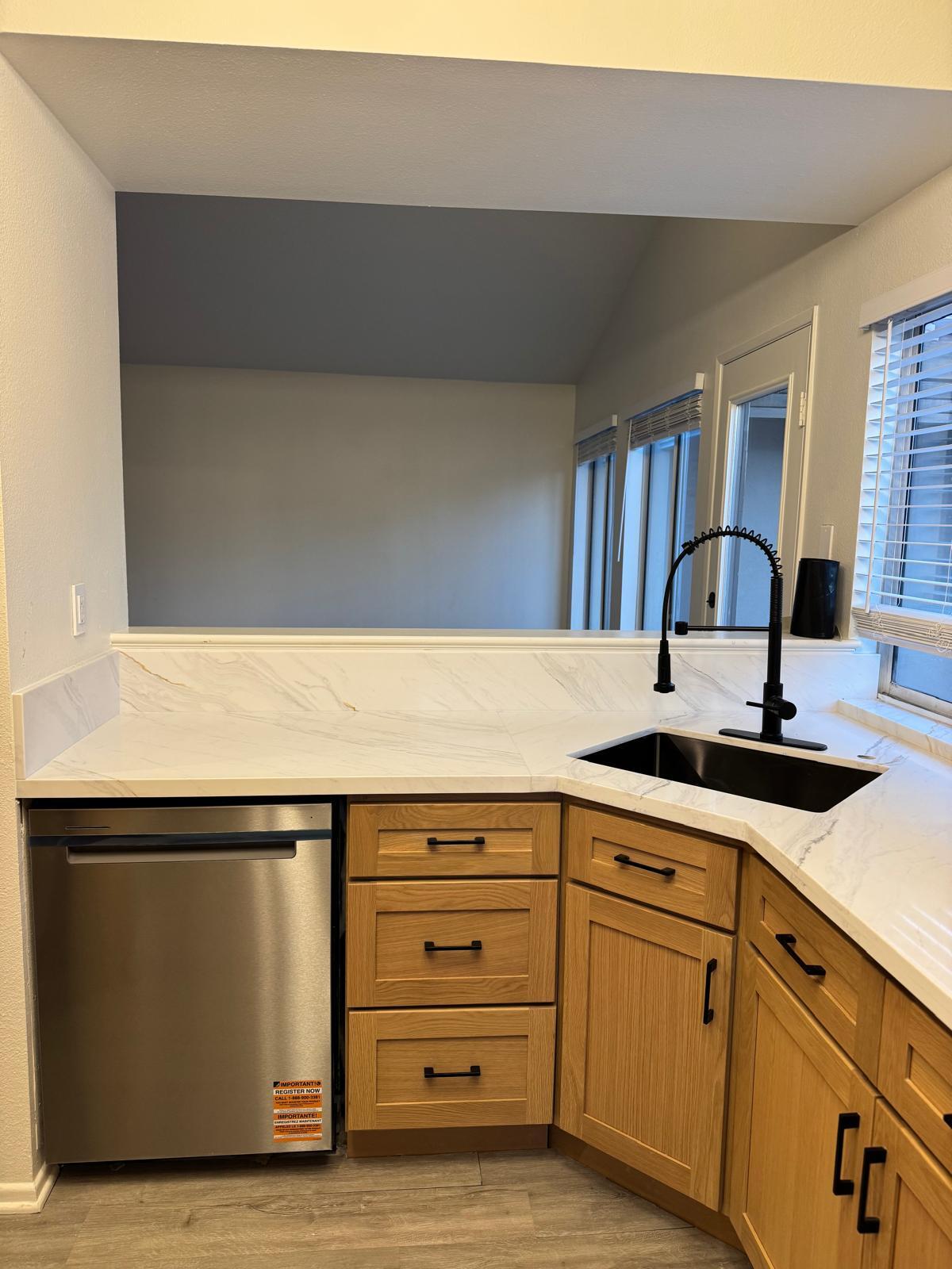 Building Photo - 27533 Calinda