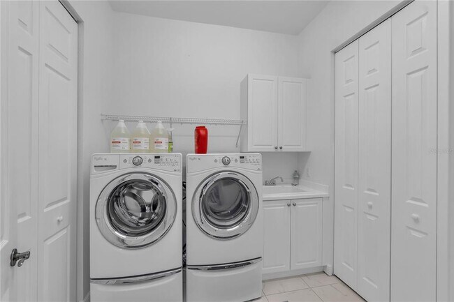 Building Photo - 5469 46th Ct W