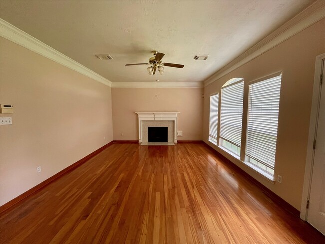 Building Photo - 24231 Pepperrell Pl St