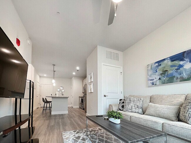 Building Photo - 8985 Bertha Palmer Blvd