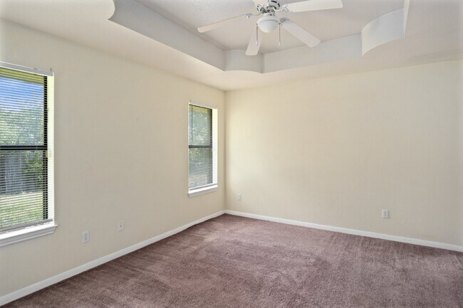 Building Photo - 4501 Embers Dr