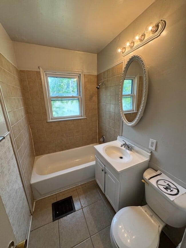 Building Photo - DBD HOMES