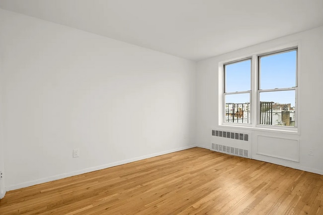 Building Photo - 9602 4th Ave