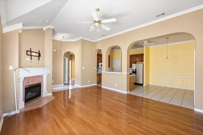 Building Photo - 2311 Ragland Rd