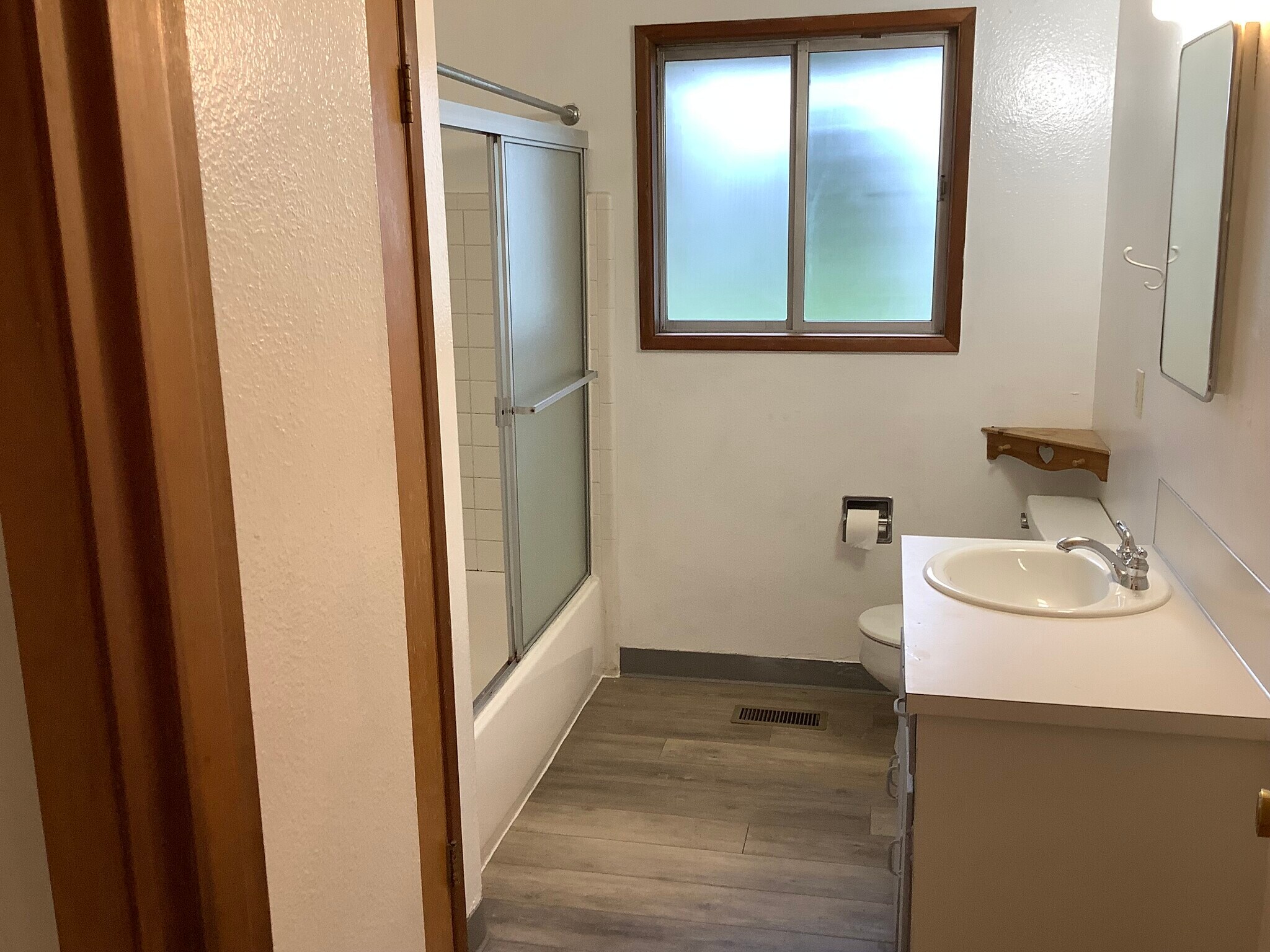 Building Photo - 509 29th Ave SE