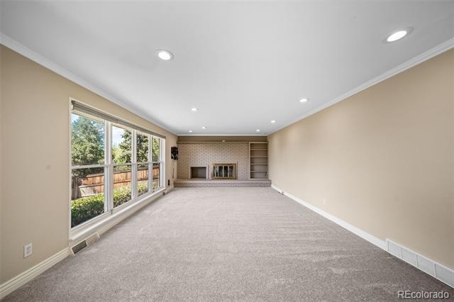 Building Photo - 6521 S Pontiac Ct