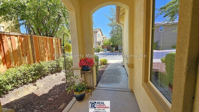 Building Photo - 1479 Leonard Ct