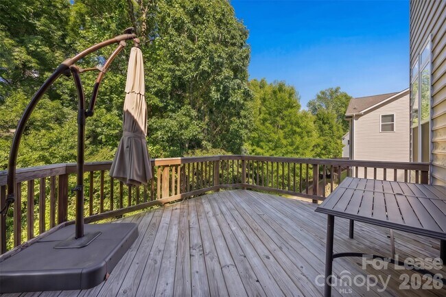 Building Photo - 415 Fischer Rd