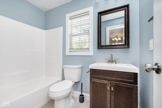 Building Photo - 1414 E 46th St