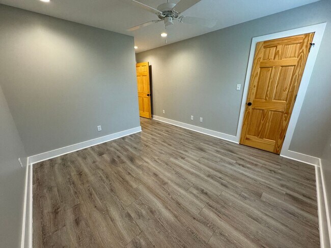 Building Photo - 27 Aspen Loop