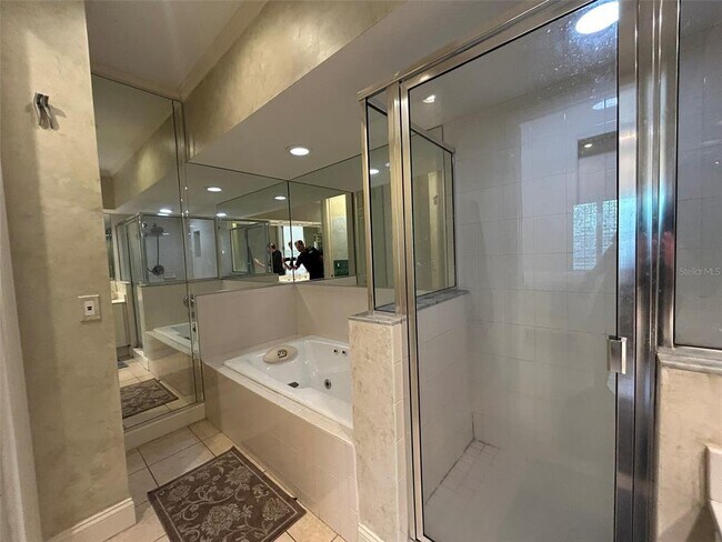 Building Photo - 3608 54th Dr W