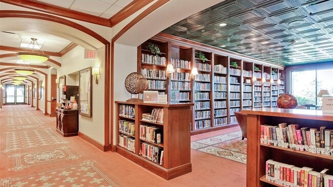 Building Photo - 7414 Birmingham Forest Dr