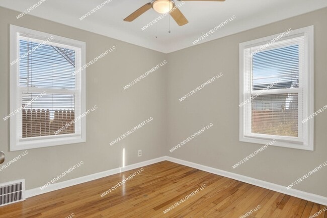 Building Photo - Charming 3-bedroom Bungalow with Brand-New Kitchen in Warren!