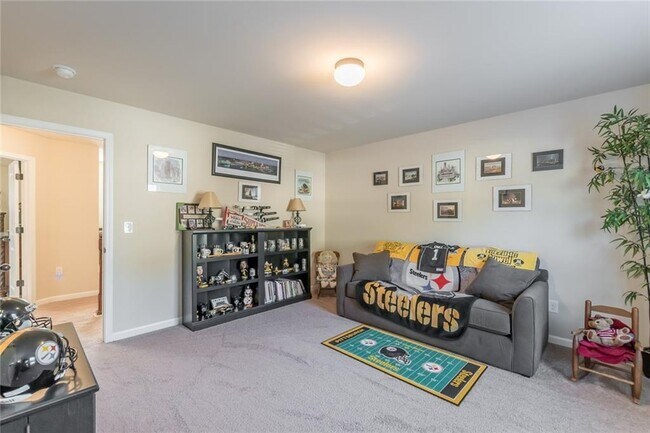 Building Photo - 4850 Haysboro Way