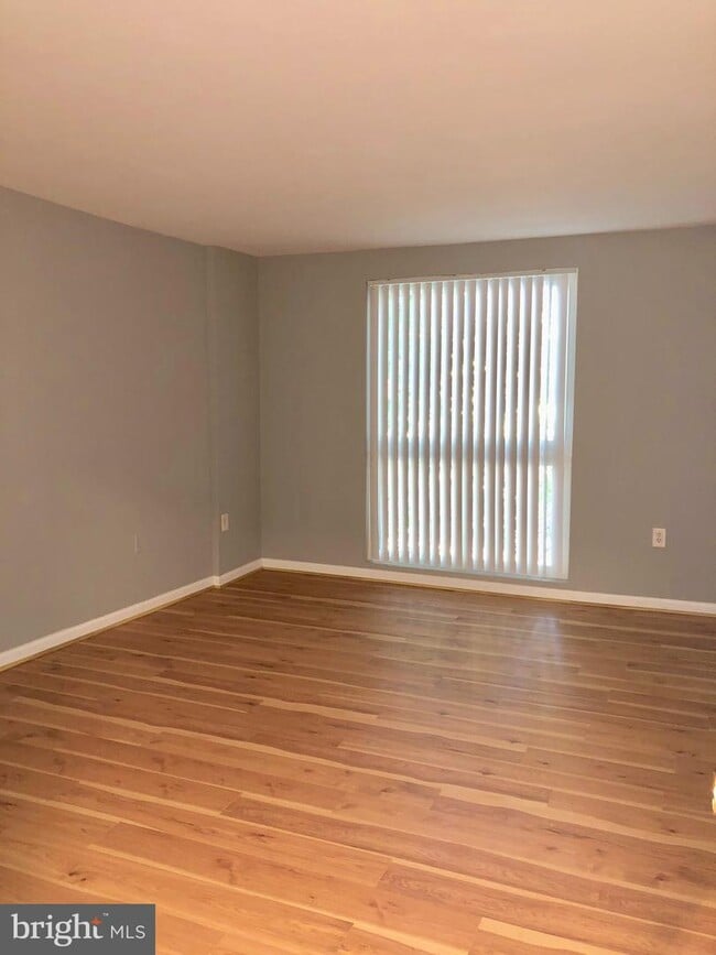 Building Photo - 5600 Bismach Dr