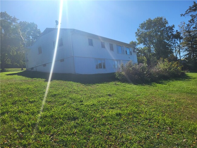 Building Photo - 1187 Ridge Rd