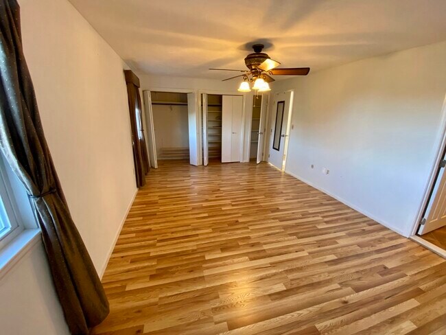 Building Photo - C3 Franklin Square