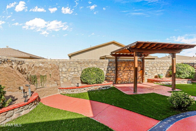 Building Photo - 3136 Destiny Point Dr