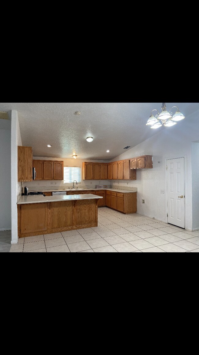 Building Photo - 16627 Ponca St