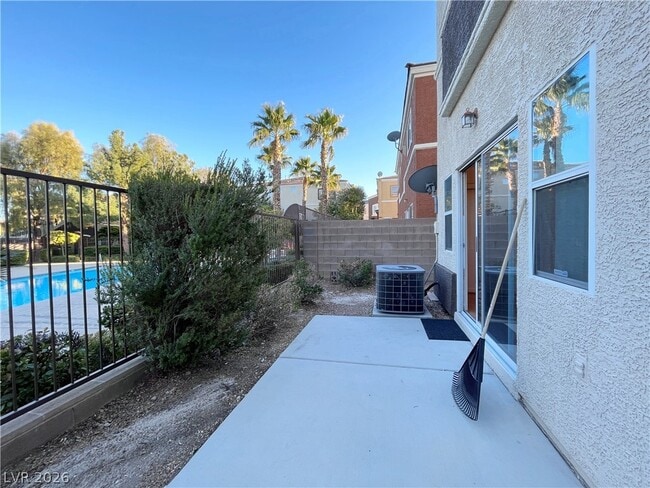 Building Photo - 9303 Gilcrease Ave