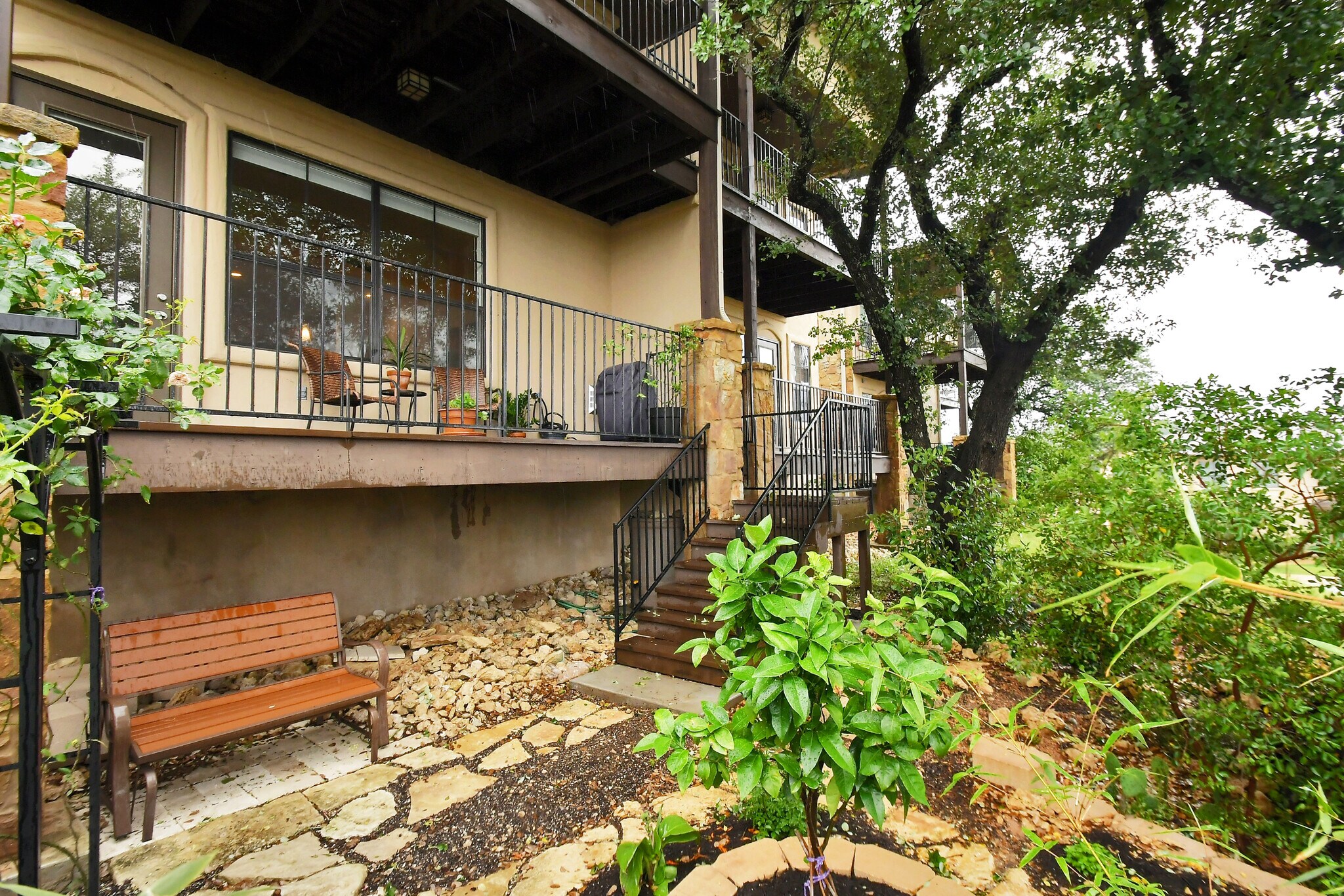 Building Photo - 4000 Ranch Road 620 N Unit 4