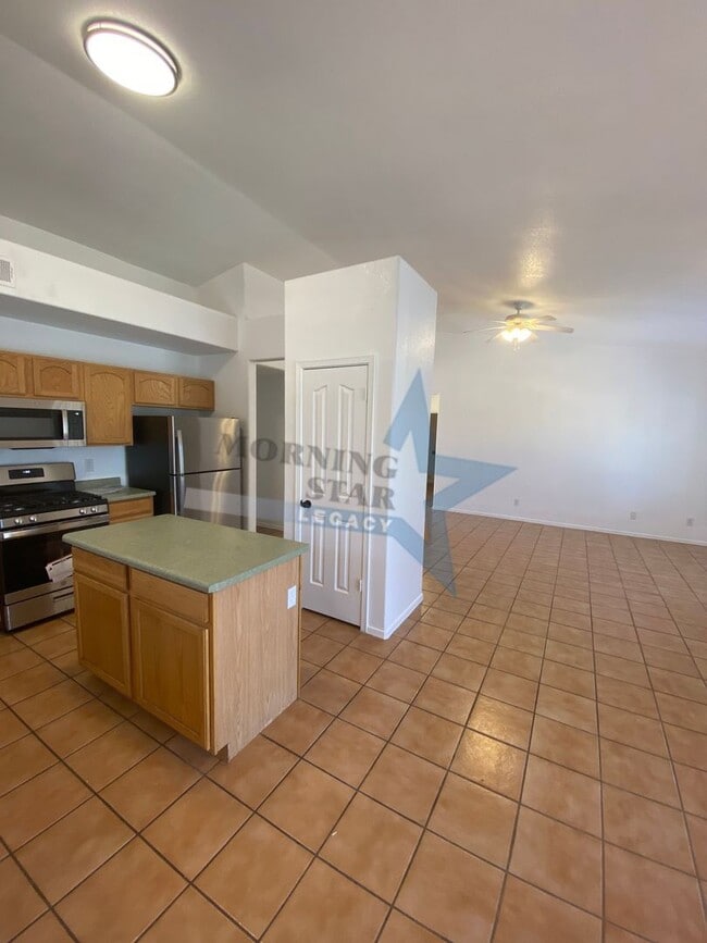 Building Photo - Charming 3 bedroom 2 bath home in Las Colinas
