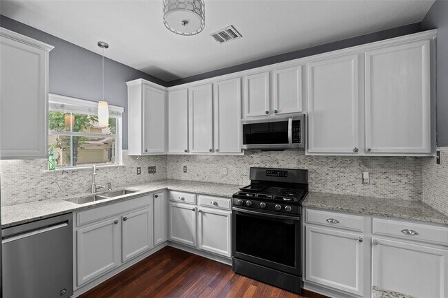 Building Photo - 2310 Sweet Clover Dr