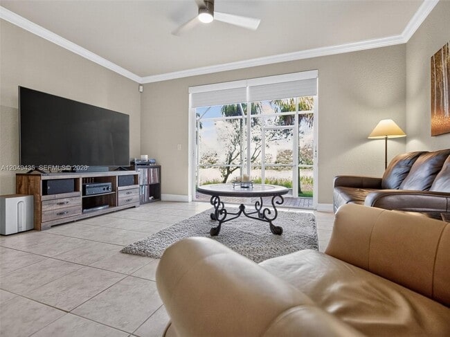 Building Photo - 2475 Cordoba Bend
