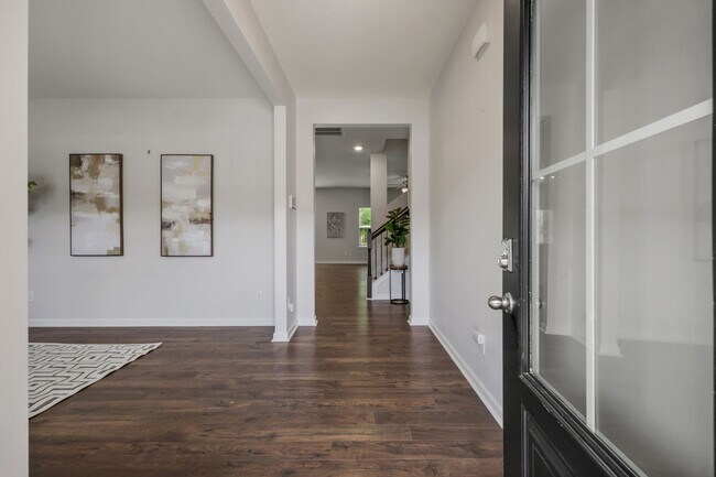 Building Photo - 545 Robotic Ln
