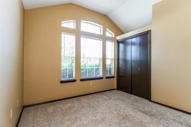 Building Photo - 504 NW 174th St