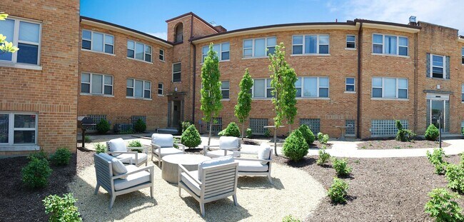 The Majestic on The Square - Cincinnati Premier Living*