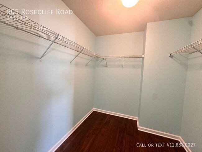 Building Photo - 505 Rosecliff Rd