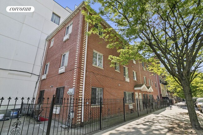 Building Photo - 192 Martense St