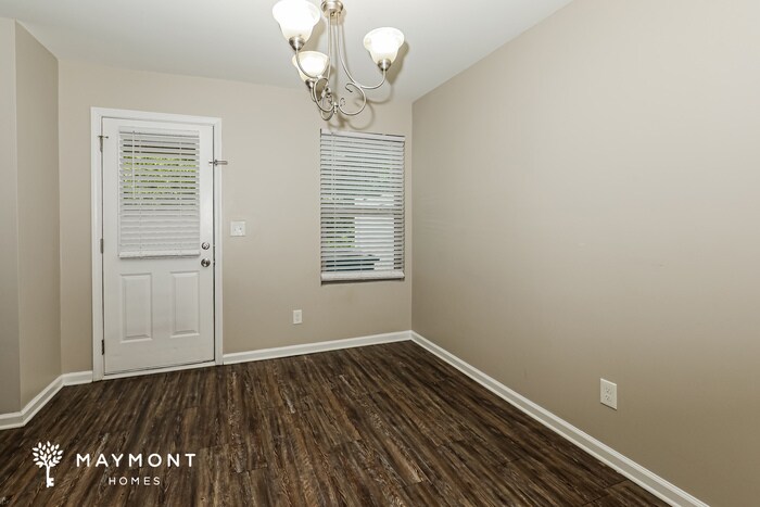 Building Photo - 2435 Marlin Dr