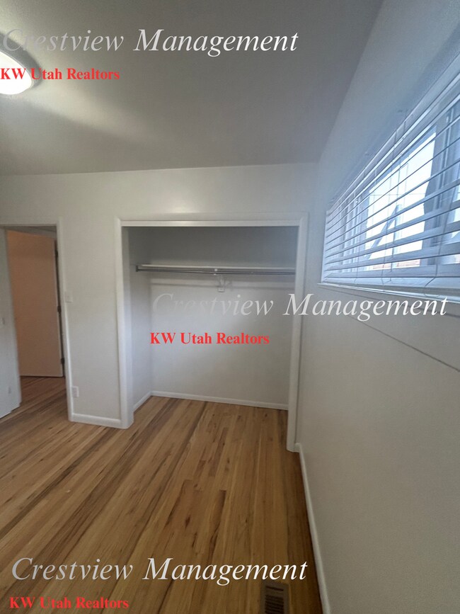 Building Photo - Marmalade Square