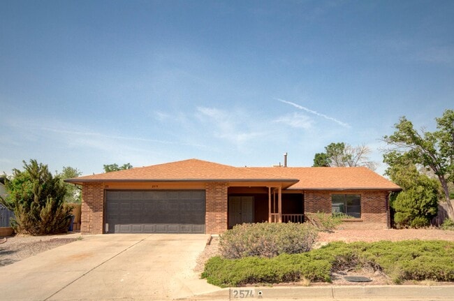Primary Photo - Amazing 3 Bedroom in Central Rio Rancho!