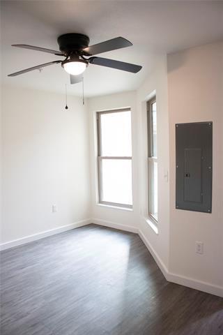 Building Photo - 302 Forest Ln
