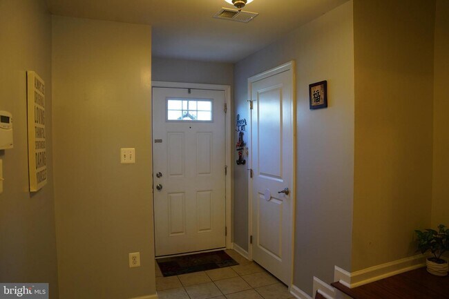 Building Photo - 59 Creekside Ct