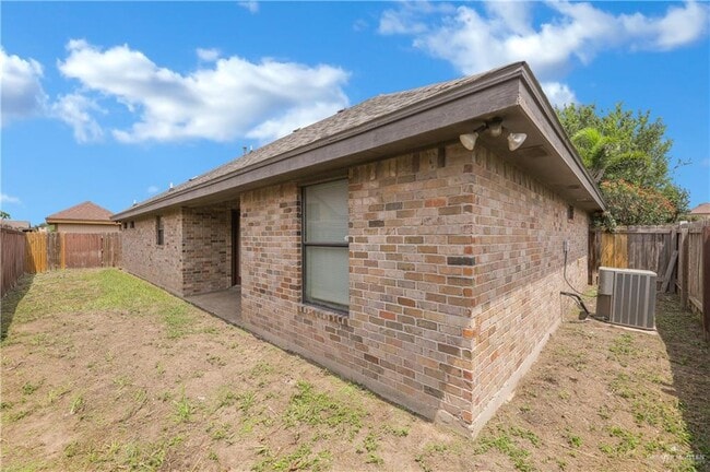 Building Photo - 20 N 42nd St