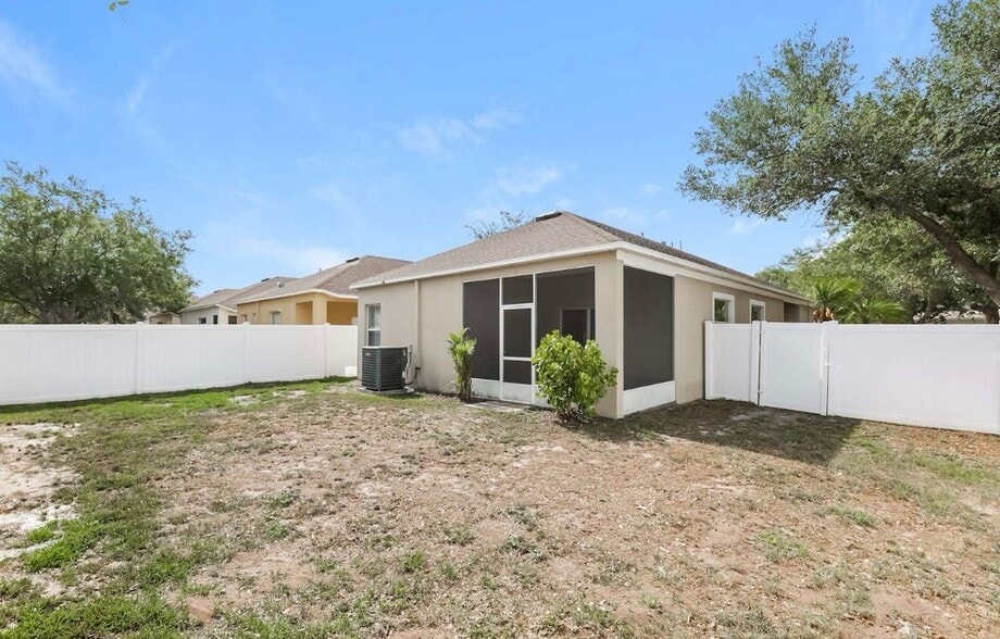 Building Photo - 1848 Atlantic Dr